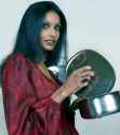 Shakira_Caine_Allan_Warren