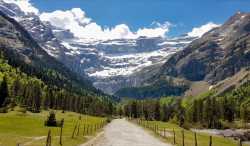 Best-Sights-Hikes-in-the-Pyrenees