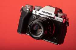Fujifilm_X-T5_beauty_shot
