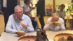 gates_eating_durian
