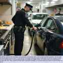 UK-knife-cop
