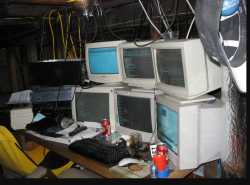 923 KB