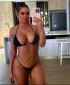 kitchen-selfie