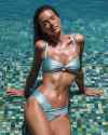 Alessandra_Ambrosio_in_bikini_06-18-20250001