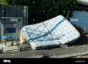 fly-tipping-of-old-mattress-and