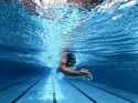 swimmer-in-swimming-pool-picture-id1289038837