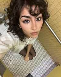 1750208980651389