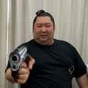 tokushoryu con pistola