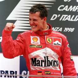 Michael_Schumacher_(Ferrari)_-_GP_d&#039;Italia_1998