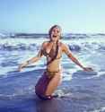 Slave-Leia-in-ocean