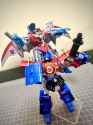 Transformers-Timelines-Comic-Edition-Hearts-Of-Steel-Optimus-Prime-and-Starscream-10