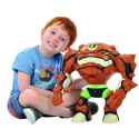 Menino-com-Boneco-Ben-10-Omniverse-Gravattack-Gigante-Bandeirante