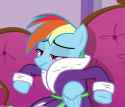 1165143__safe_screencap_rainbow+dash_applejack&#039;s+_day_+off_animation+error_bathrobe_clothes_great+moments+in+animation_robe_solo