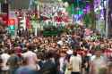 busy-orchard-road-during-christmas-festive-season
