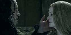 Grima-stalks-Eowyn
