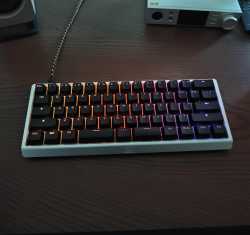 895 KB