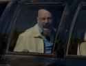 hank-no-look-behind-you-v0-1x0q87oibmnd1