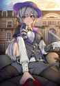 933 KB