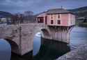Mill_on_the_old_bridge_in_Millau_13