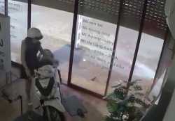 Scooter1737012779 51E 56