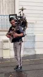 1 man band