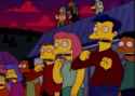 awkward-collar-tug-the-simpsons