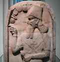 stele04